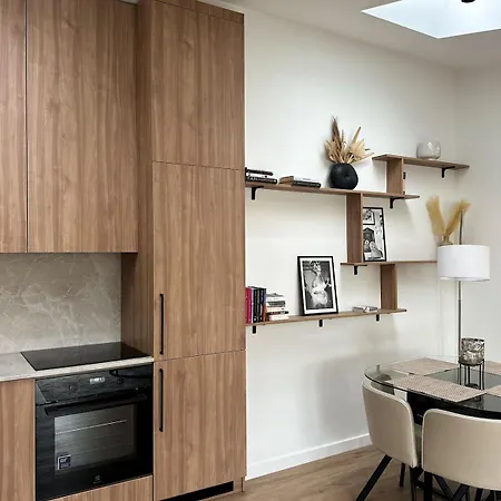 New 59 Sqm Luxury With Free Parking דירה *