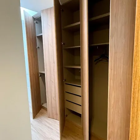 New 59 Sqm Luxury With Free Parking דירה וילנה
