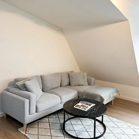 New 59 Sqm Luxury With Free Parking דירה *