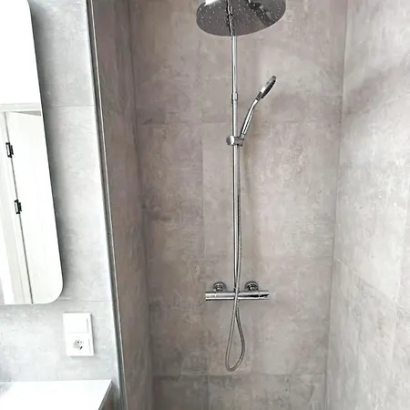 New 59 Sqm Luxury With Free Parking *