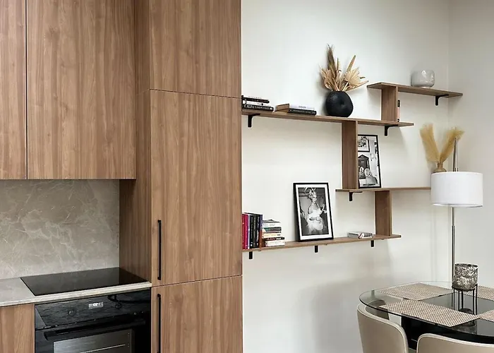 New 59 Sqm Luxury With Free Parking 公寓 *