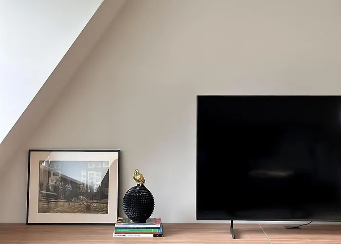 New 59 Sqm Luxury With Free Parking 公寓