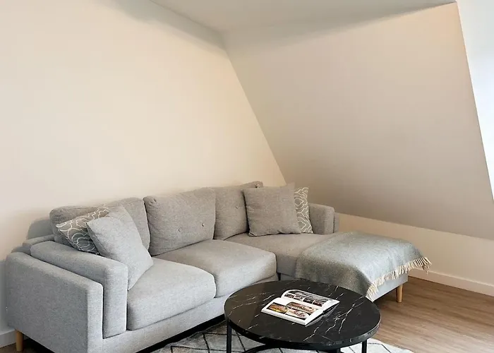 New 59 Sqm Luxury With Free Parking Apartment *