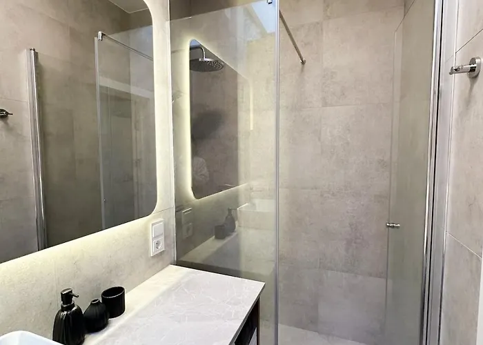 New 59 Sqm Luxury With Free Parking Apartment *